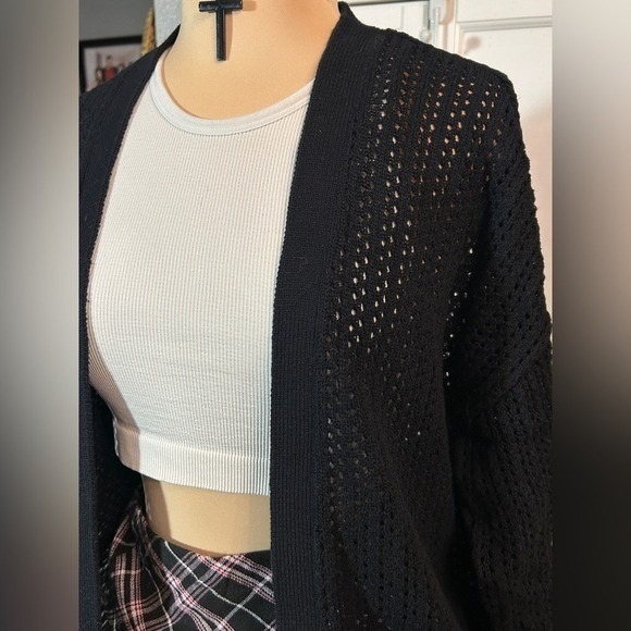 XSmall Old Navy Black Crocheted Cardigan Quarter Sleeves‎ Winter Fall - Picture 12 of 12
